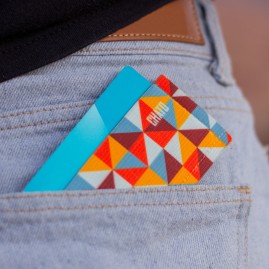 Billetera Triángulos